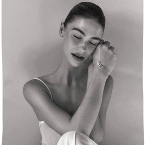 Meet your Posher, Alis